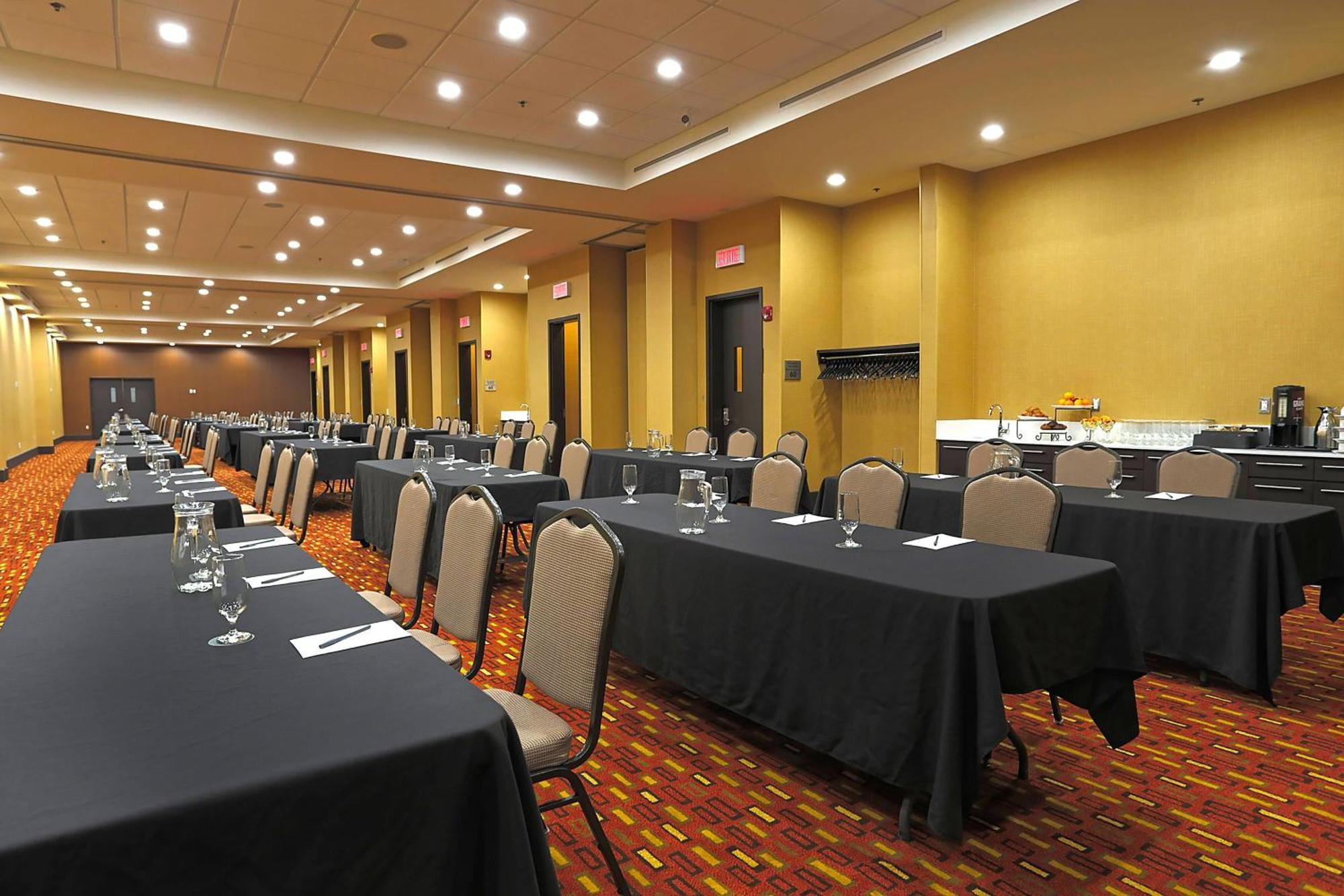 Hotel Courtyard By Marriott Montreal West Island/Baie D'Urfe Exteriér fotografie