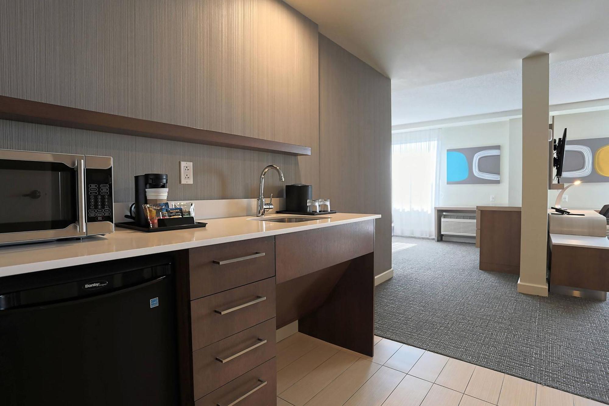 Hotel Courtyard By Marriott Montreal West Island/Baie D'Urfe Exteriér fotografie