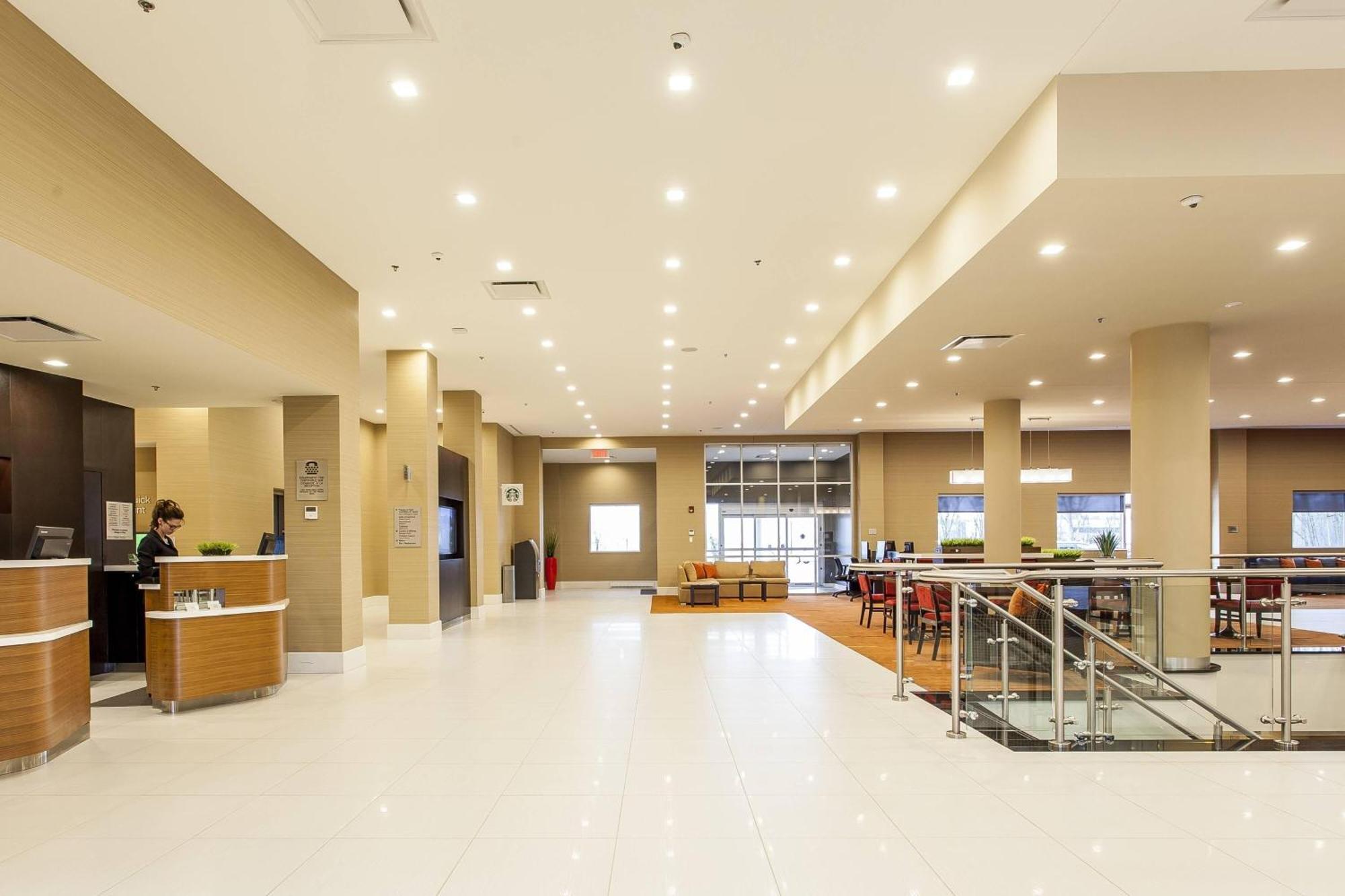 Hotel Courtyard By Marriott Montreal West Island/Baie D'Urfe Exteriér fotografie