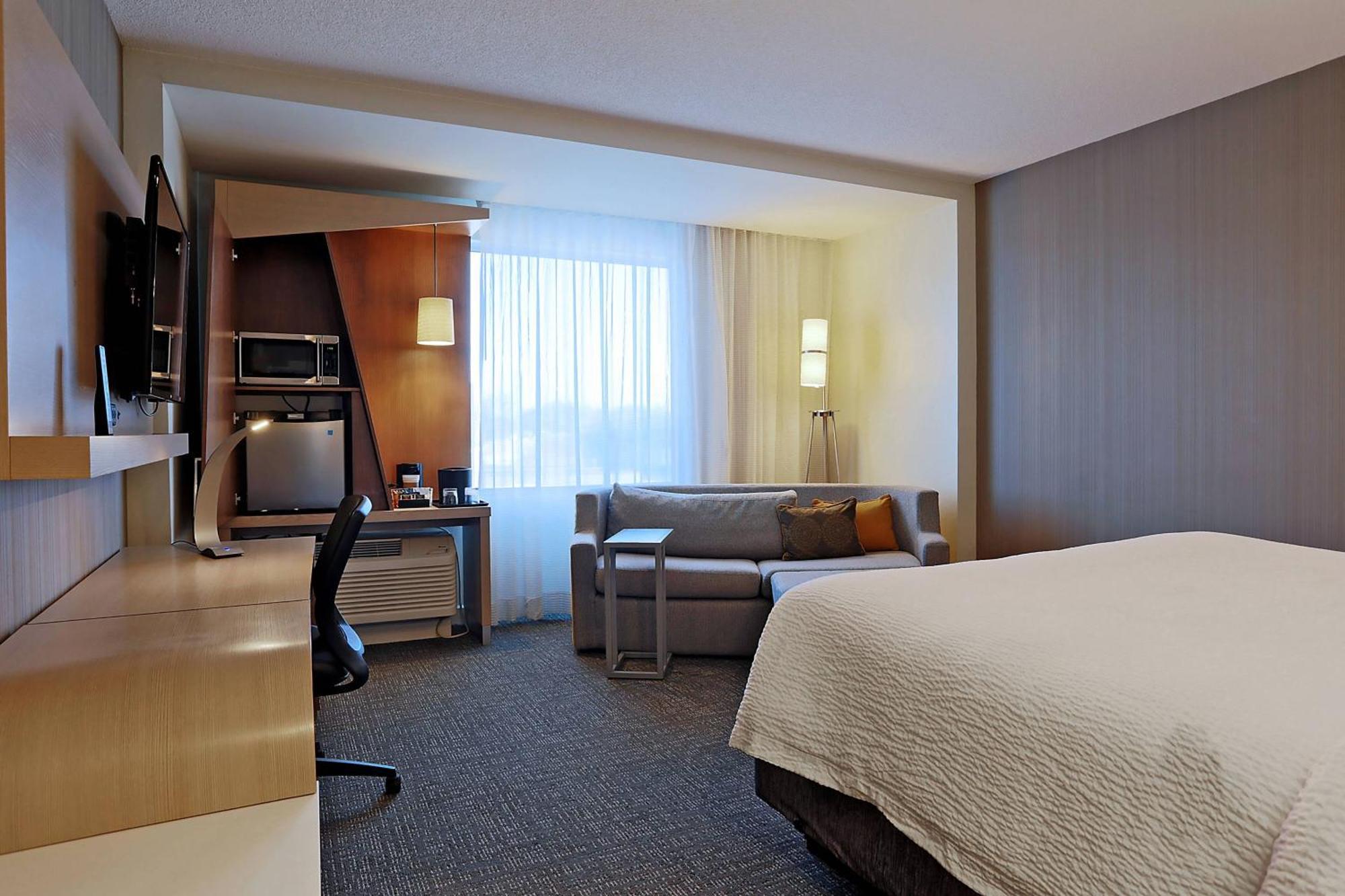 Hotel Courtyard By Marriott Montreal West Island/Baie D'Urfe Exteriér fotografie