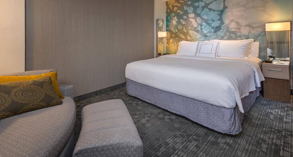Hotel Courtyard By Marriott Montreal West Island/Baie D'Urfe Exteriér fotografie